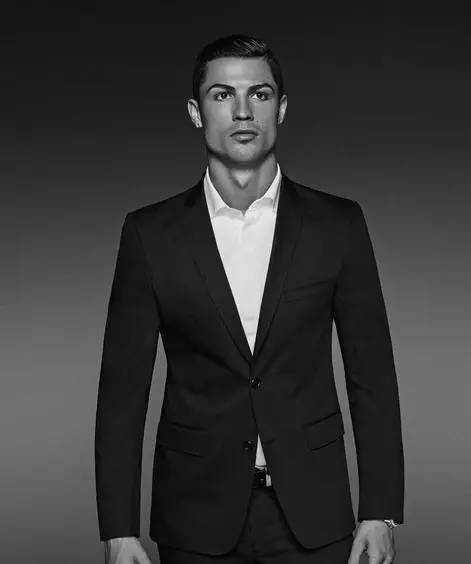 达成新里程碑，梅西职业生涯已直接参与1300粒进球（梅西再攀高峰：职业生涯直接参与进球数达1300）