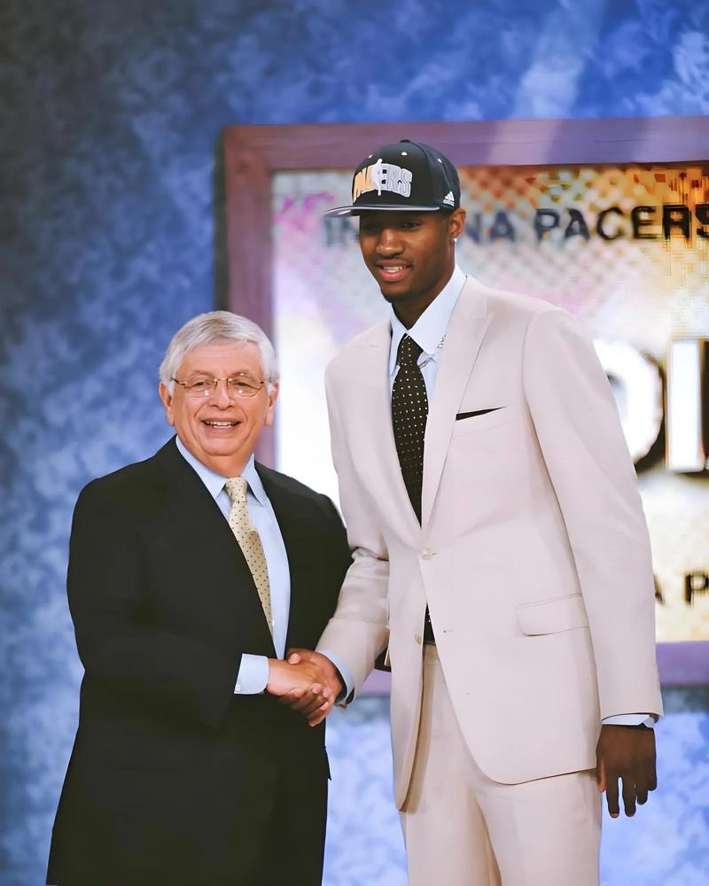 U22国足末战平乌兹别克斯坦无缘冠军，韩国夺2025熊猫杯冠军（U22国足最后一战憾平乌兹别克斯坦无缘冠军，韩国捧起2025熊猫杯）