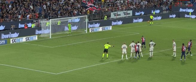 米兰、那不勒斯本轮双双不胜！国米若取胜将逆袭登顶意甲（米兰、那不勒斯本轮皆失分，国米若告捷有望反超登顶意甲）