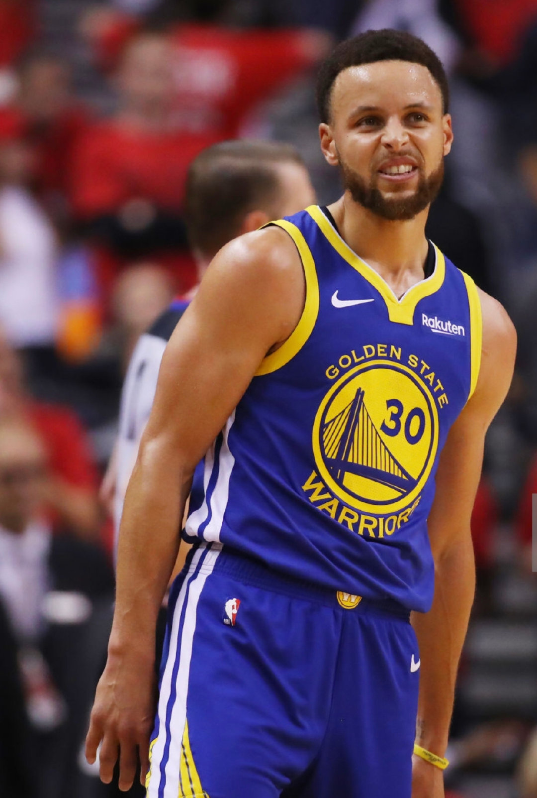 埃因霍温主帅：斯洛特会扭转局面，利物浦需要捏合优秀的球员（埃因霍温主帅：看好斯洛特力挽狂澜，利物浦需尽快磨合精英阵容）