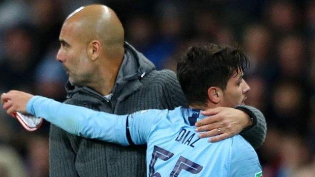 也为整个足 也为整个足