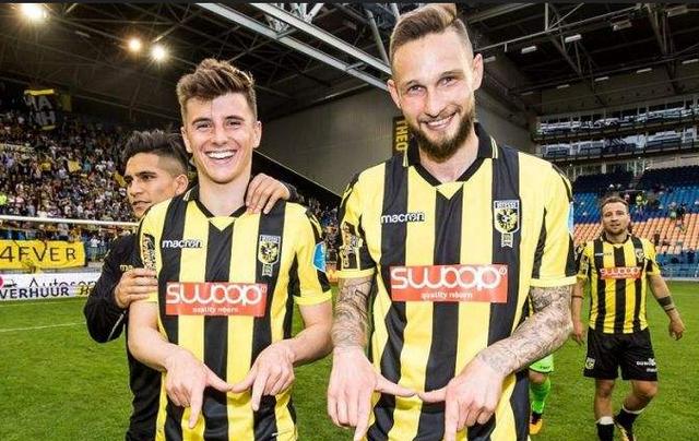 赛场做好准 赛场做好准